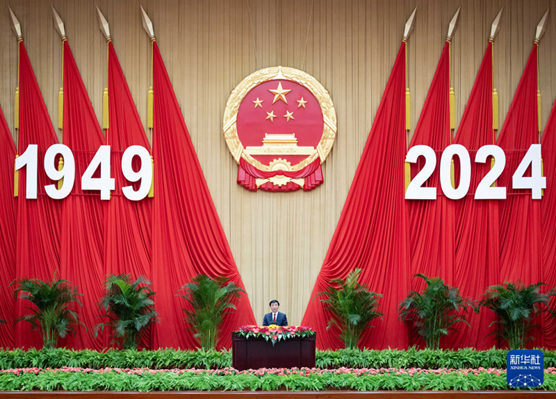 全國政協(xié)辦公廳、中共中央統(tǒng)戰(zhàn)部、國務(wù)院僑辦、國務(wù)院港澳辦、國務(wù)院臺辦、中國僑聯(lián)聯(lián)合舉行國慶招待會
